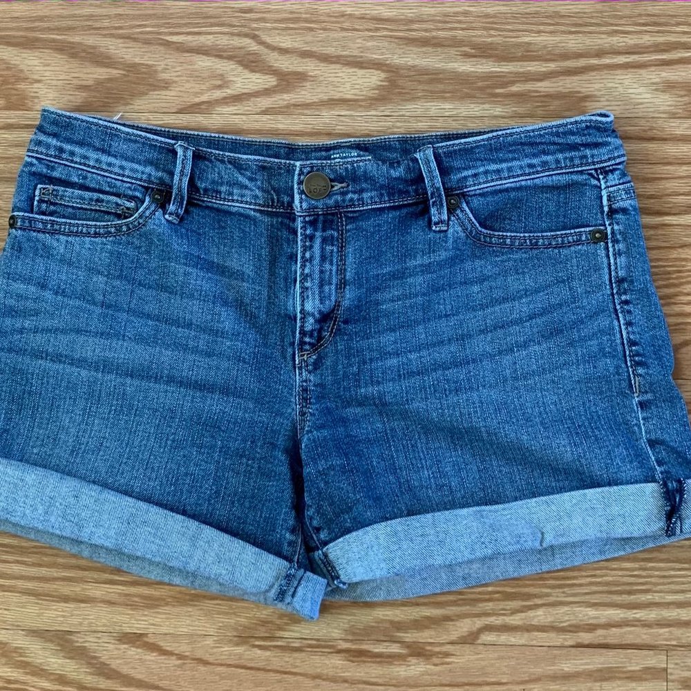 Loft Size 4 Denim Roll-Up Shorts
